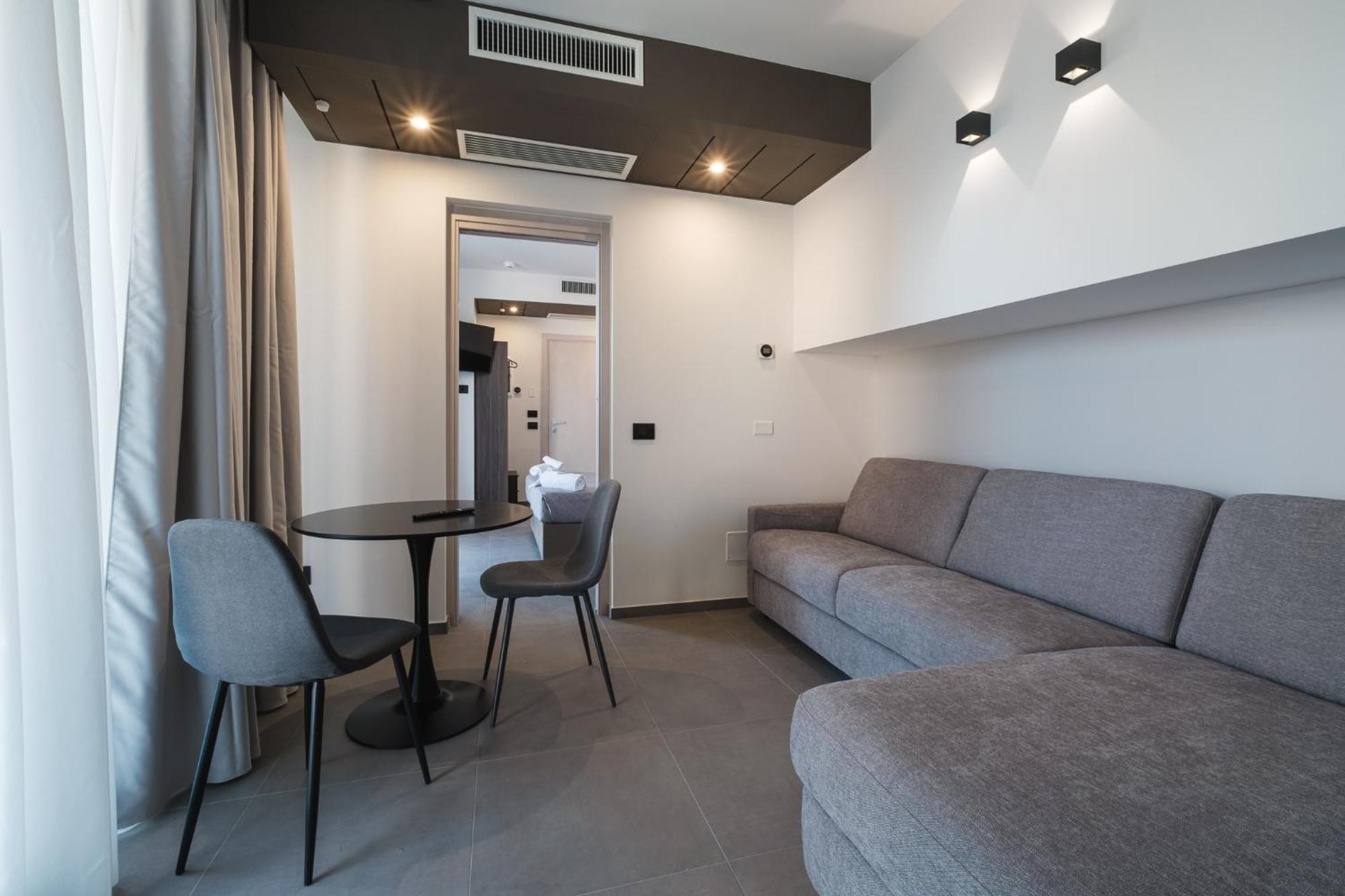Residence Goldoni6 Suite Apartment Rimini Exteriér fotografie