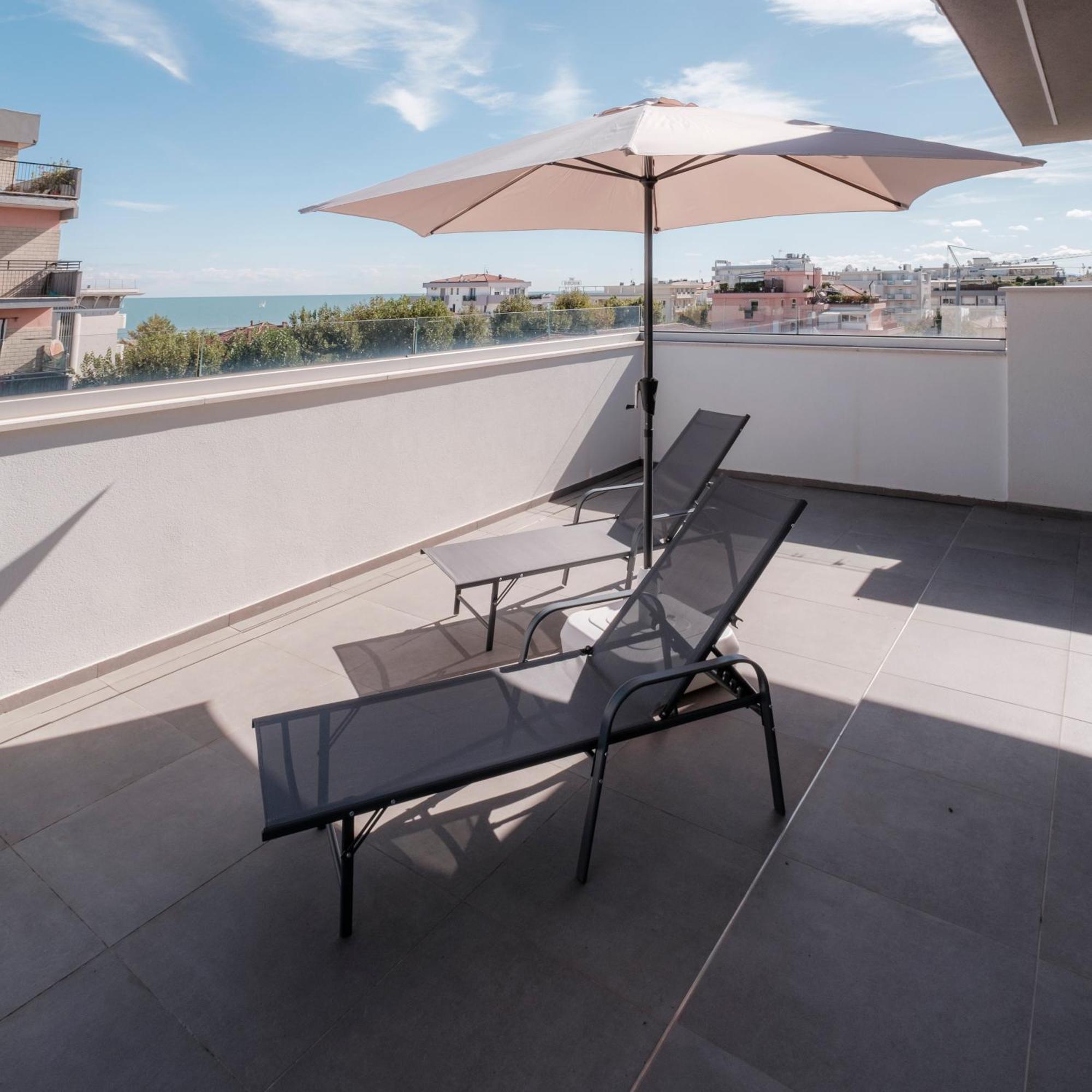 Residence Goldoni6 Suite Apartment Rimini Exteriér fotografie